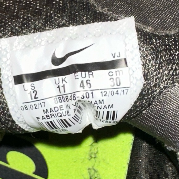 Men's | NIKE ZOOM FLY | Size 12 - Picture 2 of 4